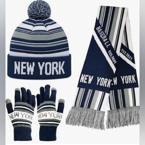 NWT New York Yankees Fan Gear Hat, Gloves, Scarf Set Baseball Intarsia